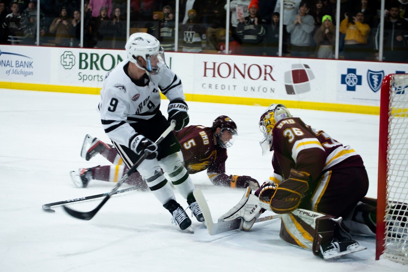 WMU hockey Luke Grainger